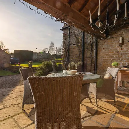 別荘 East Wing Country & Tennis Court Access Sleeps 4 *