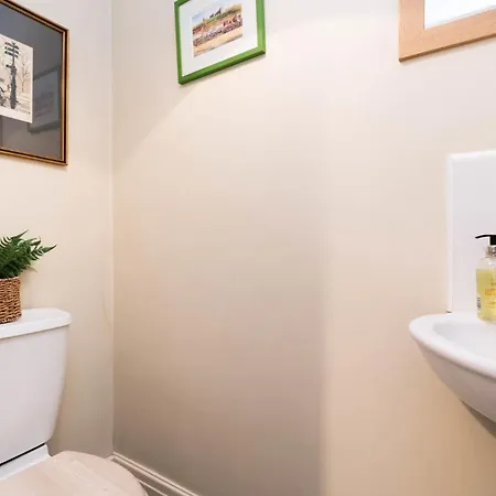 East Wing Country & Tennis Court Access Sleeps 4 Prázdninový dům *